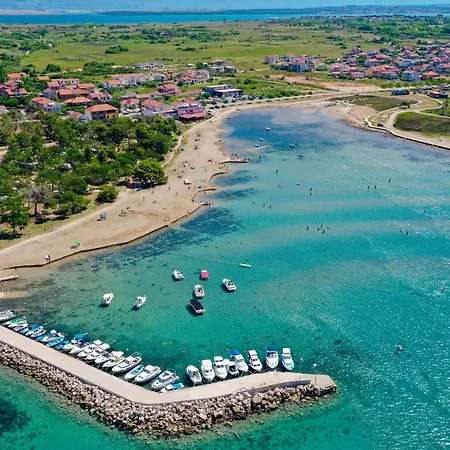 Апартаменты With Parking Space Privlaka, Zadar - 19393 *